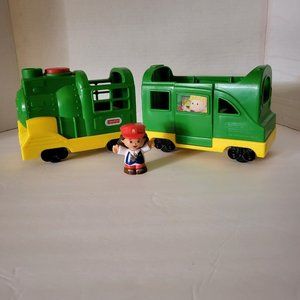 Fisher-Price Little People Friendly Passengers Train -Tested and working!